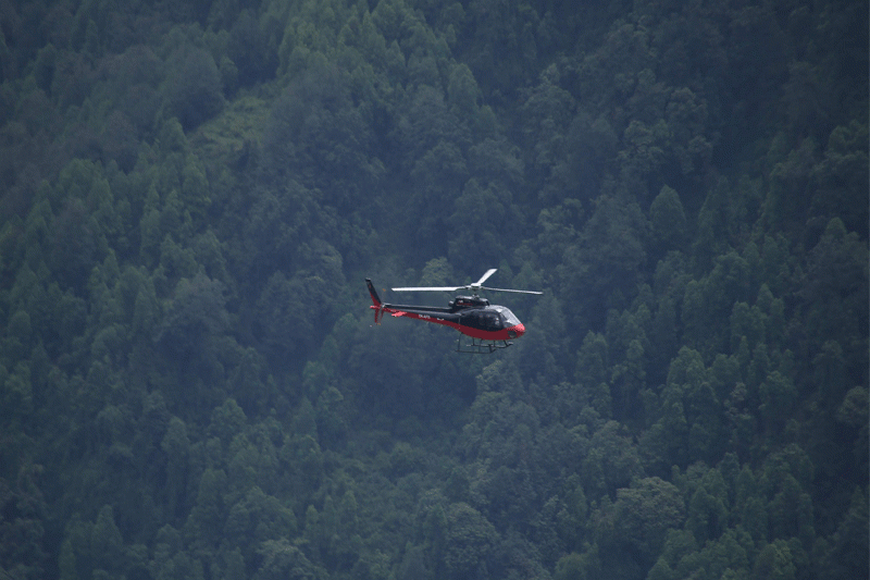 Annapurna Base Camp in Helicopter